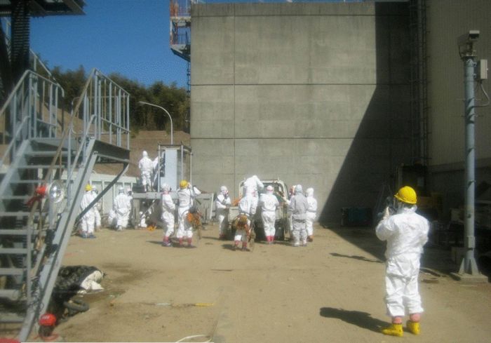 Fukushima Daiichi Nuclear Power Plant (60 pics)
