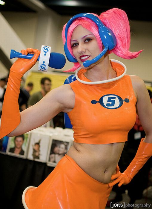 Hot Cosplay Girls at WonderCon (48 pics)