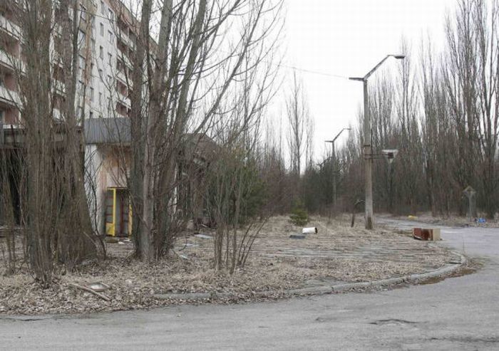 Chernobyl 30 Years Ago and Now (14 pics)