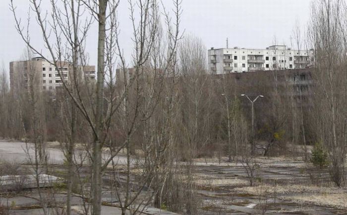 Chernobyl 30 Years Ago and Now (14 pics)