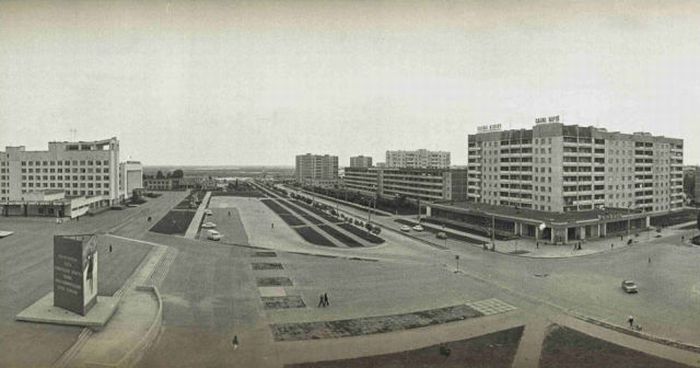 Chernobyl 30 Years Ago and Now (14 pics)