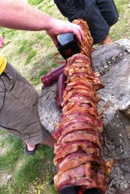 Ridiculous Bacon Bazooka (9 pics)