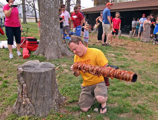 Ridiculous Bacon Bazooka (9 pics)