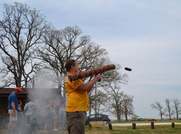 Ridiculous Bacon Bazooka (9 pics)