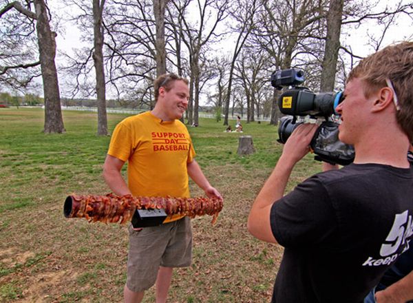 Ridiculous Bacon Bazooka (9 pics)