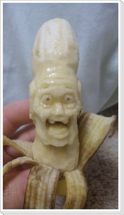 Amazing Banana Art (9 pics)