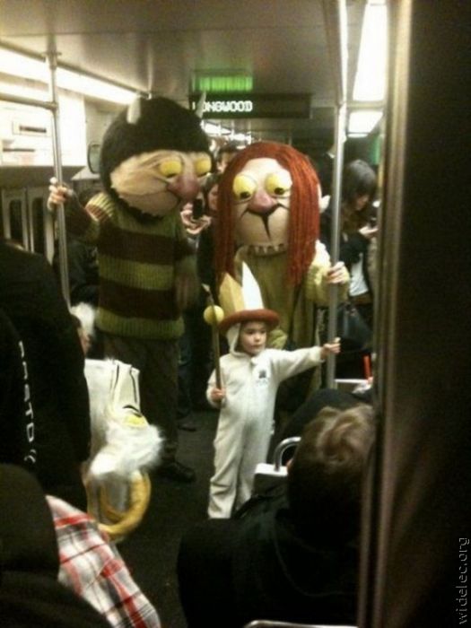 Awesome Costumes (150 pics)