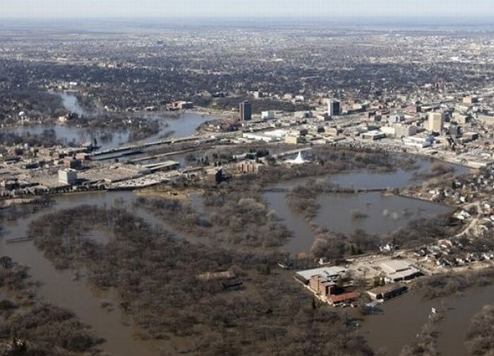 Incredible Red River Flood (50 pics)