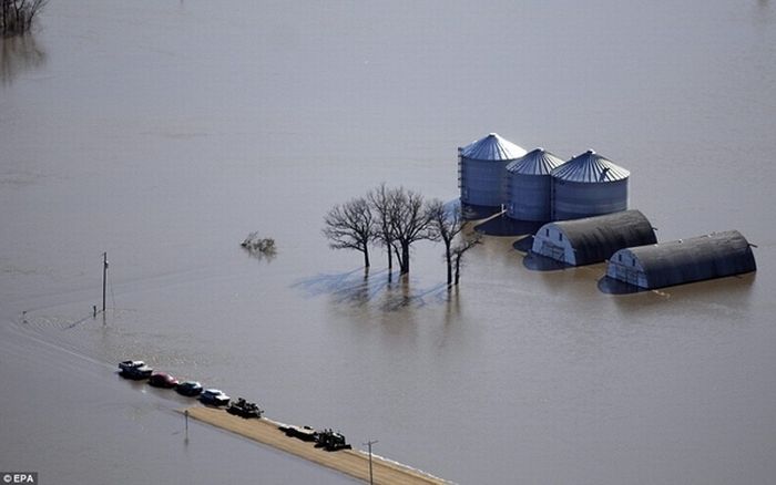Incredible Red River Flood (50 pics)