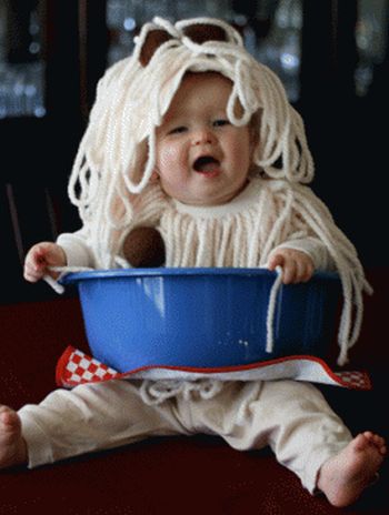 Babies in Food Costumes (20 pics)