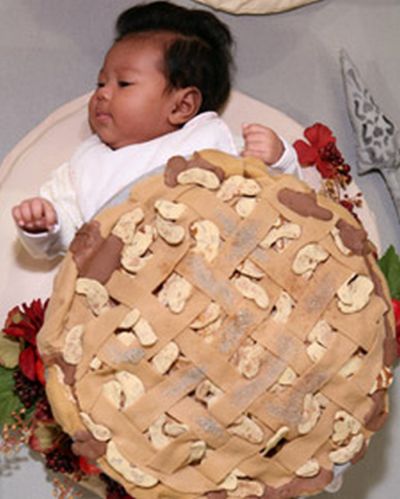 Babies in Food Costumes (20 pics)