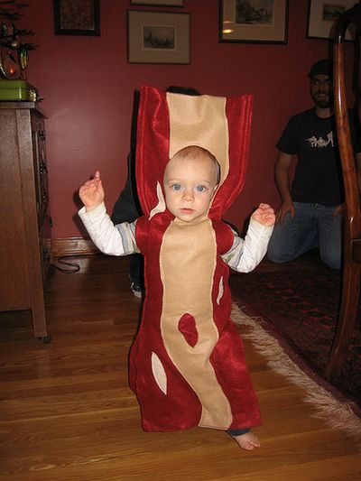 Babies in Food Costumes (20 pics)