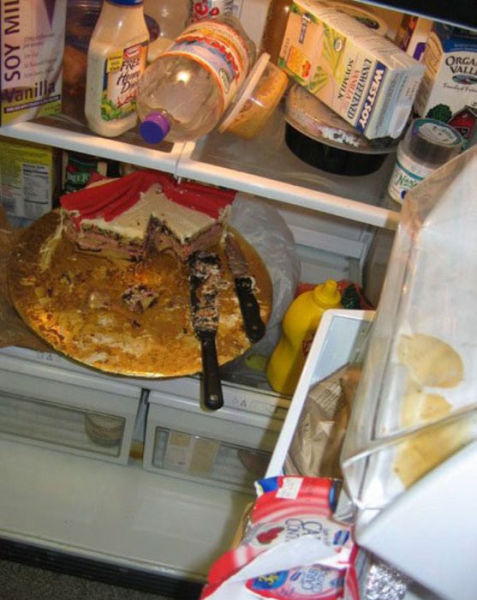 The Filthiest Kitchen of he World (5 pics)