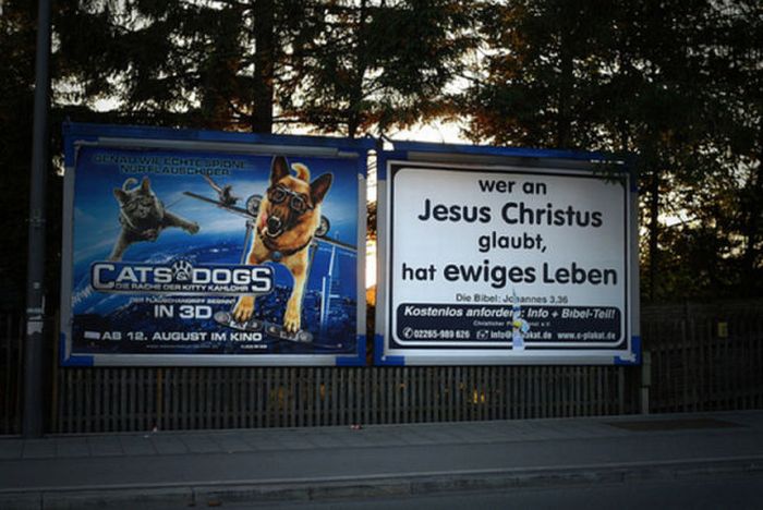 Bad Locations for Jesus Signs (15 pics)