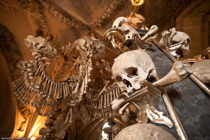 Cathedral Made Ouf Human Remains (27 pics)