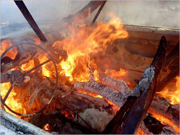 How to Cook Bacon on a Ford Pinto (29 pics)