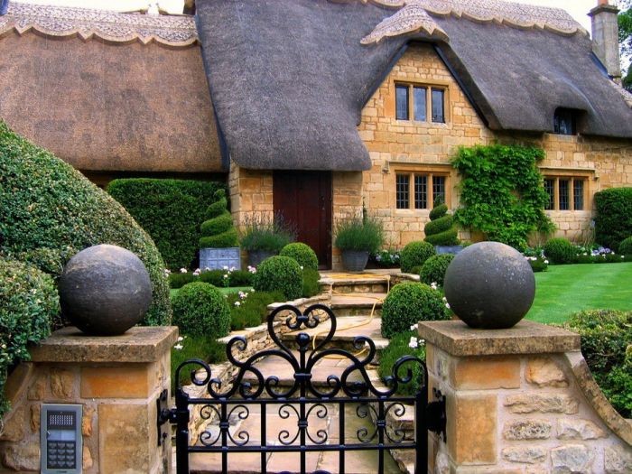 English Houses with Beautiful Roofs (55 pics)