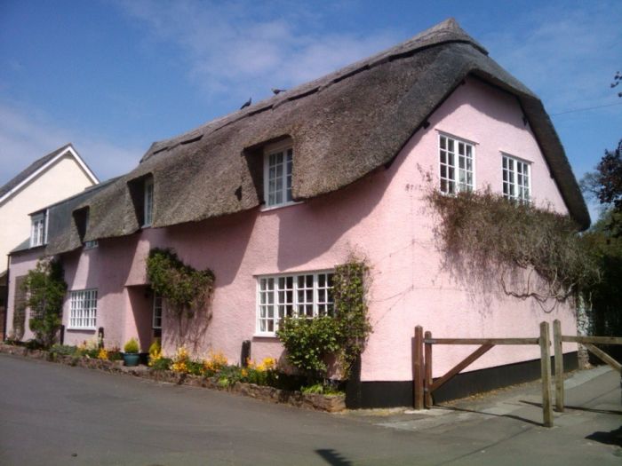 English Houses with Beautiful Roofs (55 pics)
