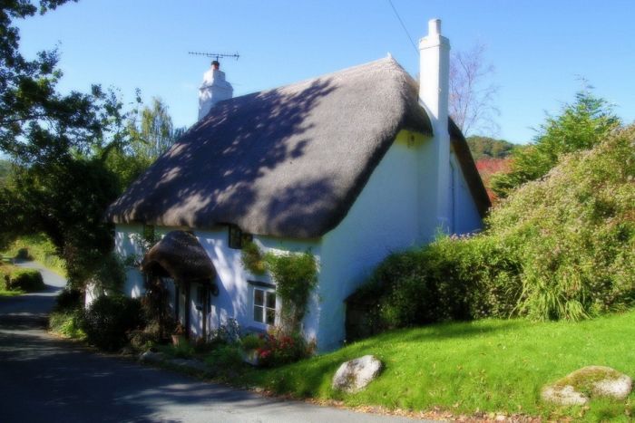 English Houses with Beautiful Roofs (55 pics)