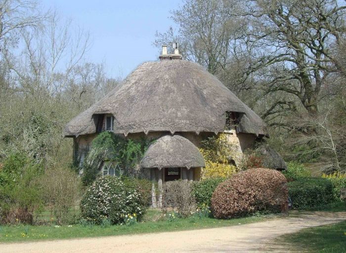 English Houses with Beautiful Roofs (55 pics)