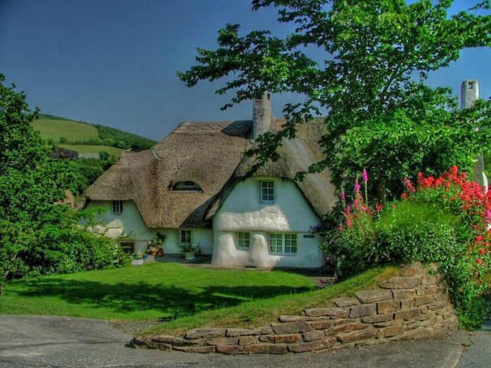 English Houses with Beautiful Roofs (55 pics)