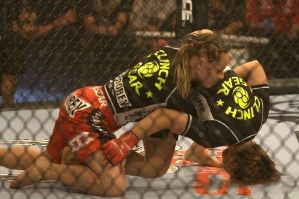 MMA Girls (69 pics)