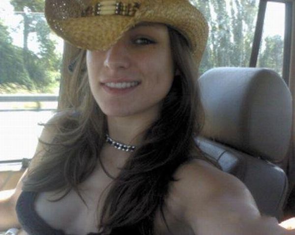 MMA Girls (69 pics)