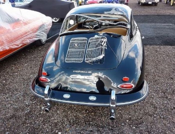 Wrecked Supercars (24 pics)