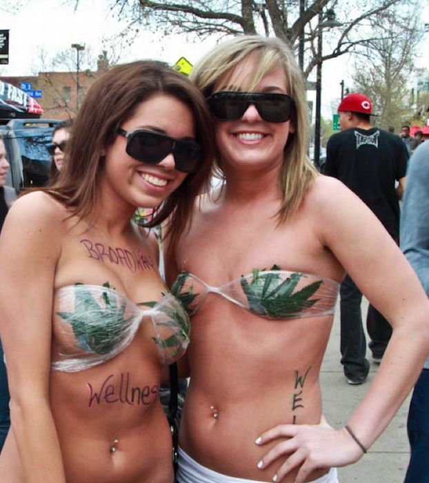 The University Of Colorado At Boulder On 420 (24 pics)