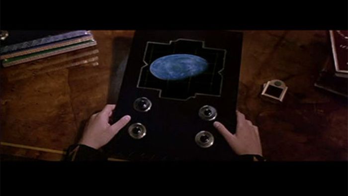 Computer Interfaces in Hollywood Movies (50 pics) Computer Interfaces in Hollywood Movies (50 pics)