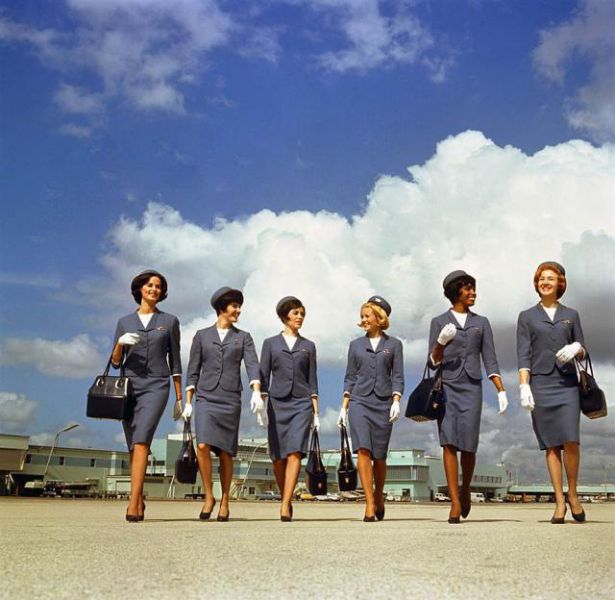 Stewardess Outfits From Then and Now (17 pics)