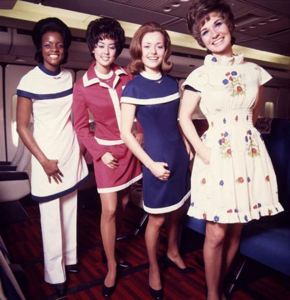 Stewardess Outfits From Then and Now (17 pics)