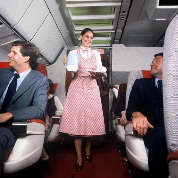 Stewardess Outfits From Then and Now (17 pics)