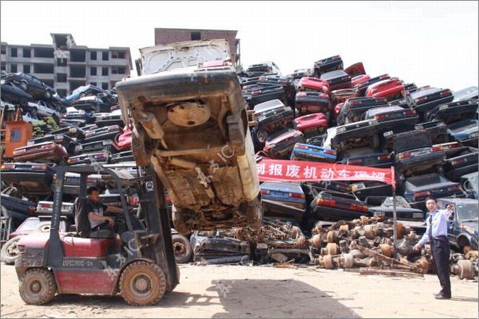 Confiscated Cars (12 pics)