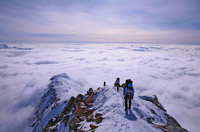 Amazing Places Above the Clouds (50 pics)