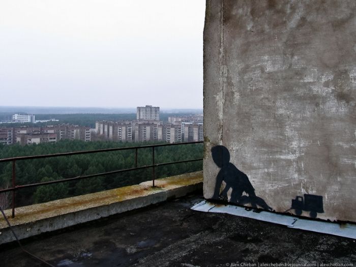 Graffiti in Chernobyl (33 pics)