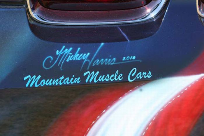 Awesome Airbrushed Camaro (44 pics)