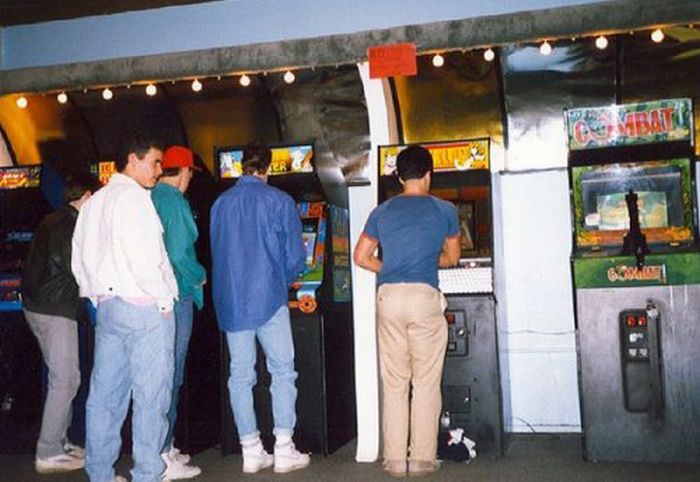 Arcades in the ’80s (40 pics)