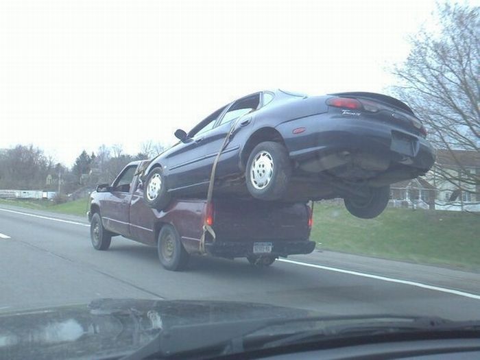 Transport a Broken Vehicle Like a Boss (3 pics)