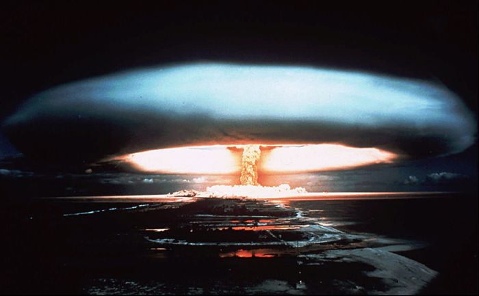 Nuclear Bomb Tests (36 pics)