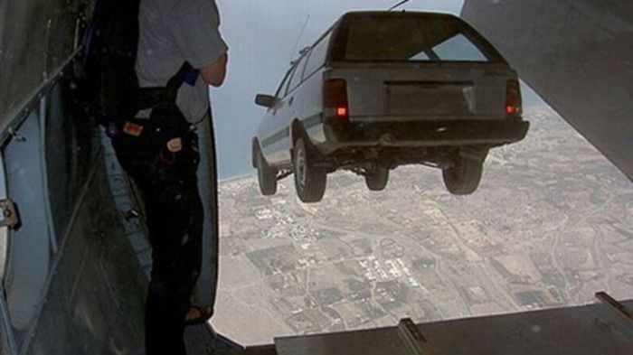 Strange Car Accidents (34 pics)
