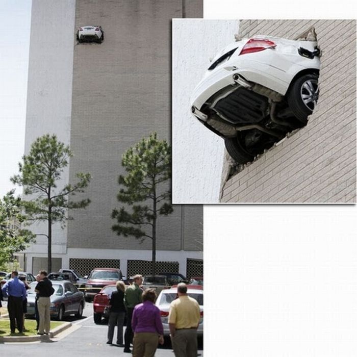Strange Car Accidents (34 pics)