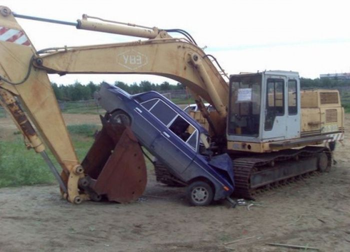 Strange Car Accidents (34 pics)