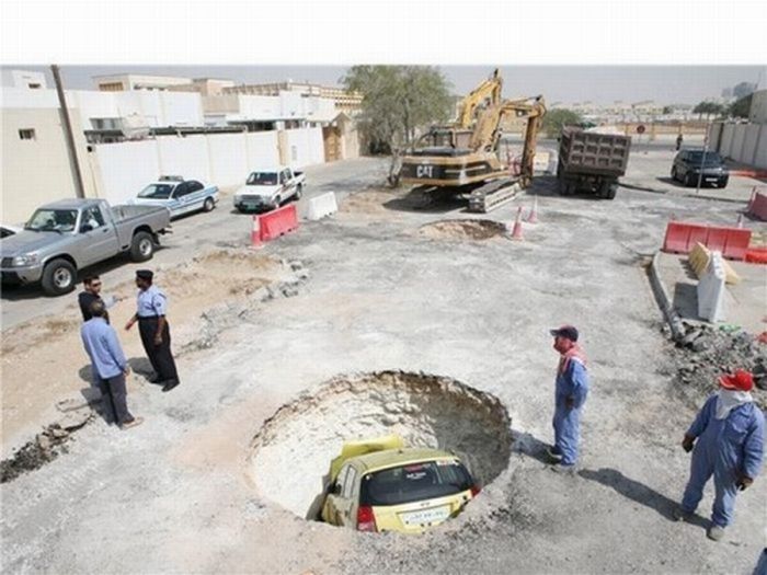 Strange Car Accidents (34 pics)