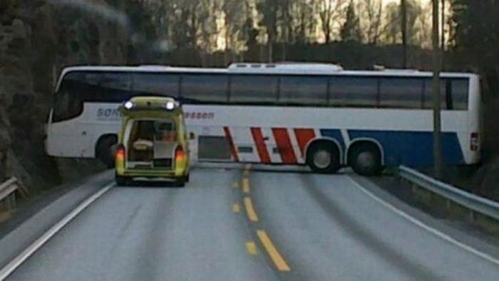 Strange Car Accidents (34 pics)