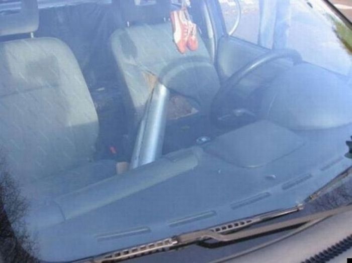 Strange Car Accidents (34 pics)