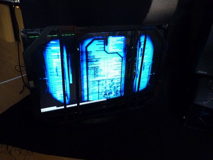 Half Life Suit Charger Case Mod (113 pics)