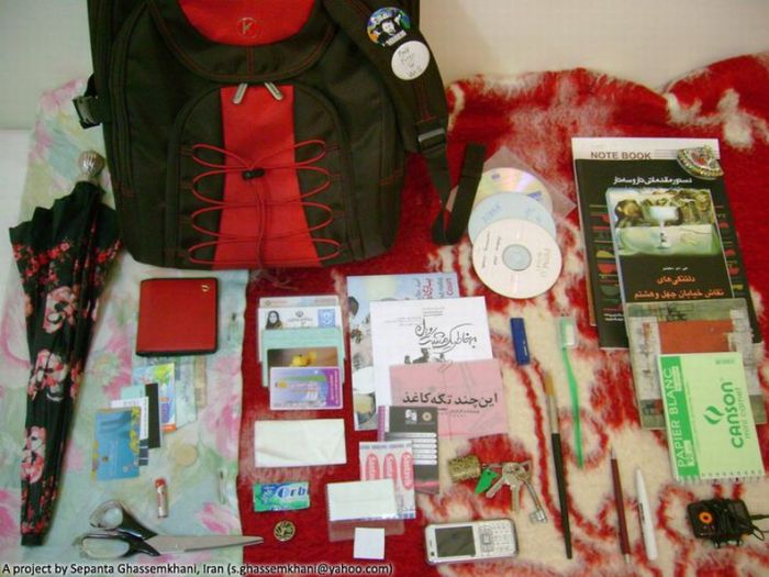 Things That People in Iran Carry (155 pics)