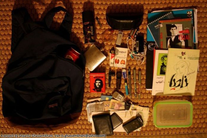 Things That People in Iran Carry (155 pics)