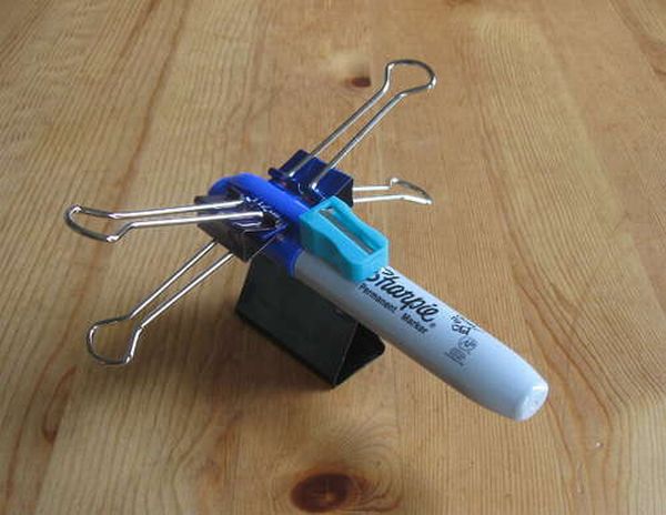 X-Wing Fighter from Office Supplies (6 pics)